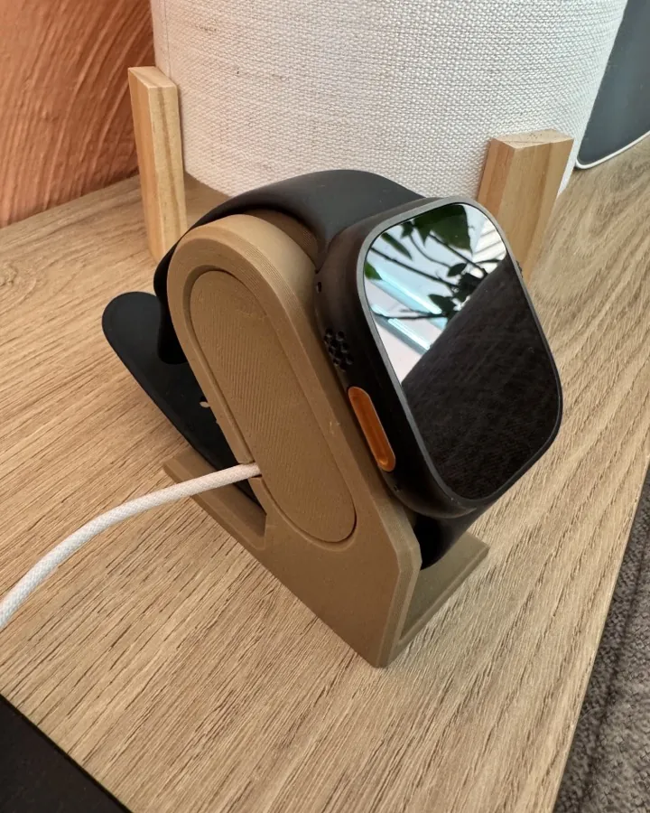 Support de charge pour Apple Watch imprimé en 3D, montre en charge posée dessus